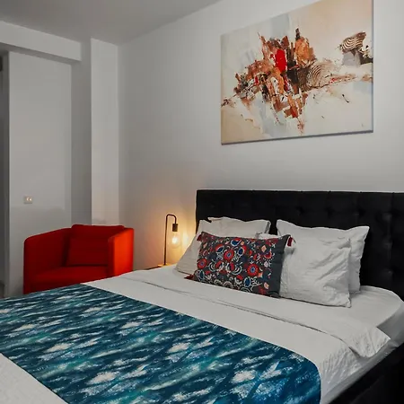 Bluestudio * בוקרשט